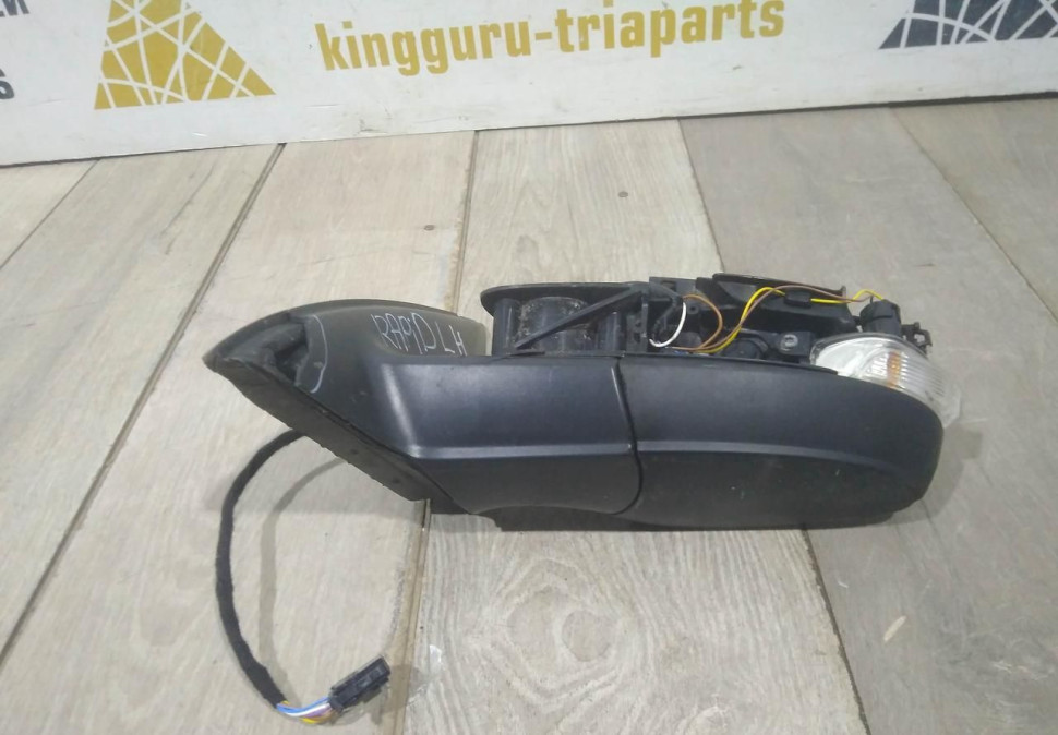 Корпус зеркала левый 6 пин бу Skoda Rapid рестайлинг OEM 5JB857501J Корпус зеркала левый 6 пин бу Skoda Rapid рестайлинг OEM 5JB857501J