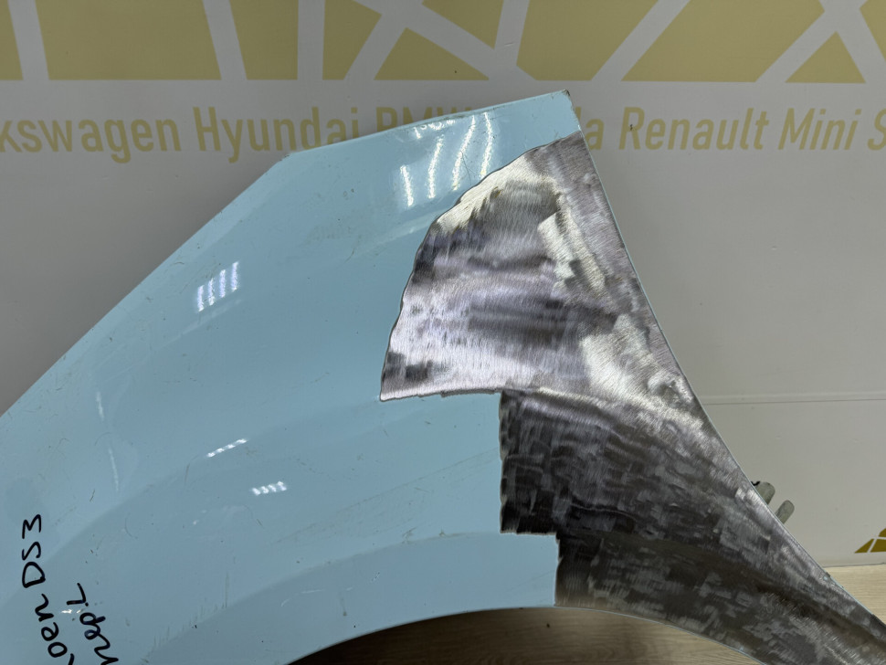 Крыло переднее левое б/у Citroen DS3 oem 7840X7 Крыло переднее левое б/у Citroen DS3 oem 7840X7