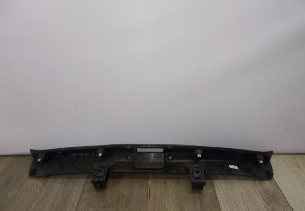 Обивка задней панели бу Skoda Rapid OEM 5JA863485B Обивка задней панели бу Skoda Rapid OEM 5JA863485B