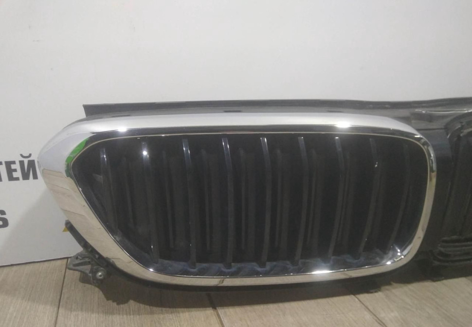 Воздушная заслонка бу BMW 6 G32 GT OEM 51137497775 Воздушная заслонка бу BMW 6 G32 GT OEM 51137497775