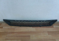 Решетка переднего бампера Hyundai Tucson 3 oem 86561D7000