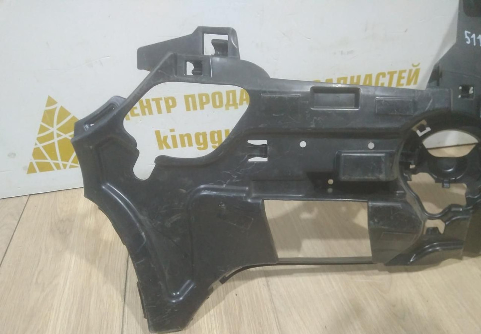 Кронштейн противотуманной фары правый BMW X1 F48 OEM 51117354820