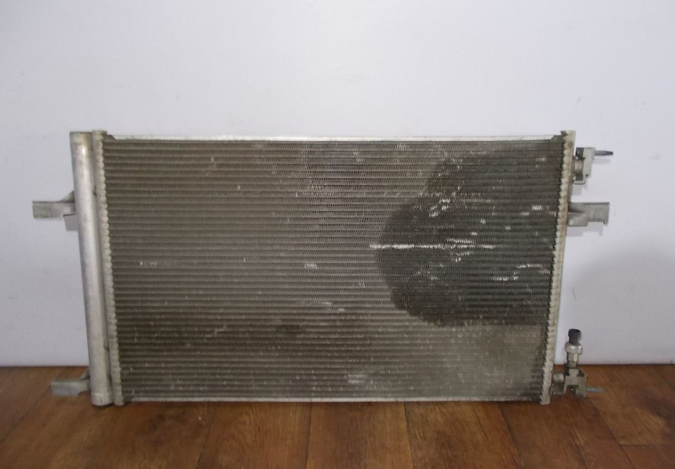 Радиатор кондиционера бу Opel Astra J OEM 13377763