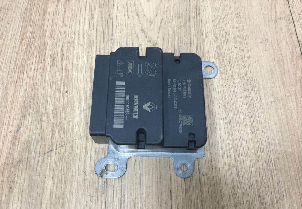 Блок управления подушек безопасности Renault Arkana OEM 985103085R Блок управления подушек безопасности Renault Arkana OEM 985103085R