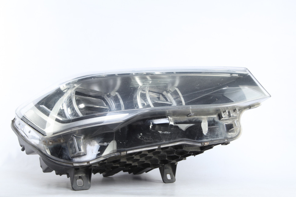 Фара ЛЭД LED правая BMW X4 F26 OEM 63117401144 7400030 Фара ЛЭД LED правая BMW X4 F26 OEM 63117401144 7400030