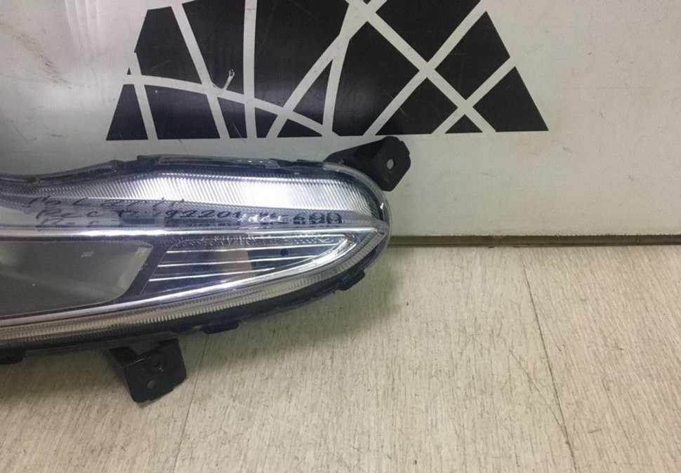 Противотуманная фара левая Hyundai Solaris 1 рест oem 922014l600 Противотуманная фара левая Hyundai Solaris 1 рест oem 922014l600