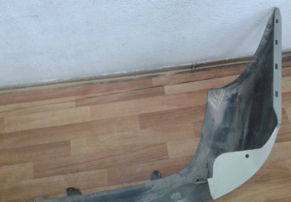 Бампер задний Lada Vesta oem 8450006699 (трещ.) (скл-3) Бампер задний Lada Vesta oem 8450006699 (трещ.) (скл-3)