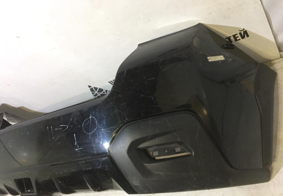 Бампер задний Subaru XV  oem 57704fl250 (Скл-3)