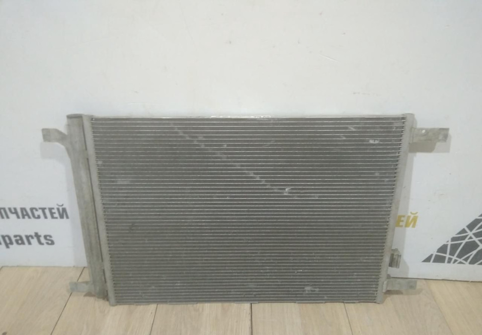 Радиатор кондиционера бу Skoda Octavia A7 OEM 5Q0816411BG