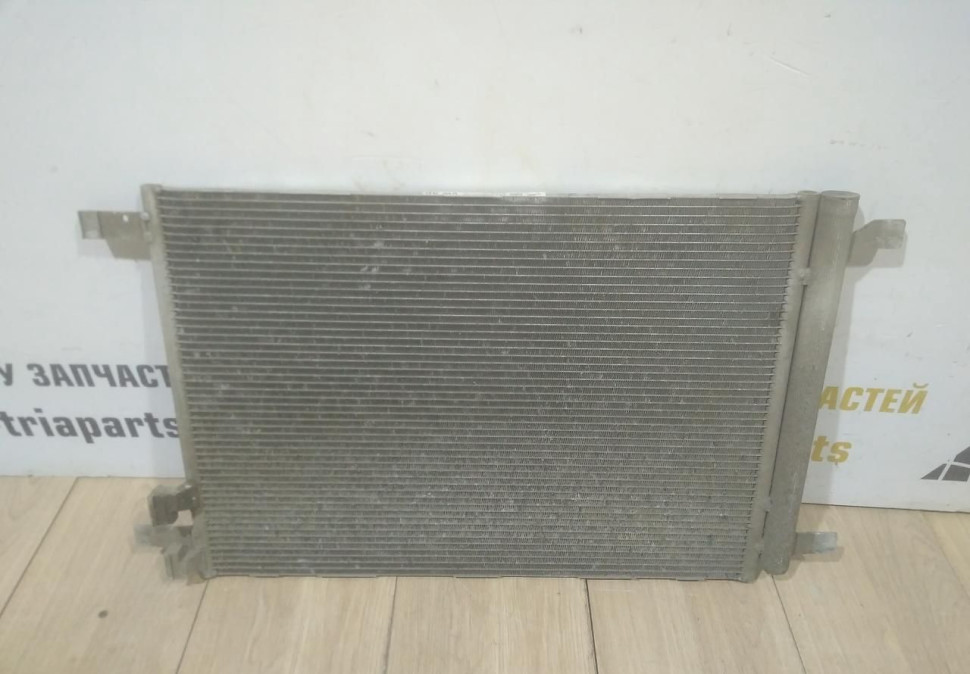 Радиатор кондиционера бу Skoda Octavia A7 OEM 5Q0816411BG Радиатор кондиционера бу Skoda Octavia A7 OEM 5Q0816411BG