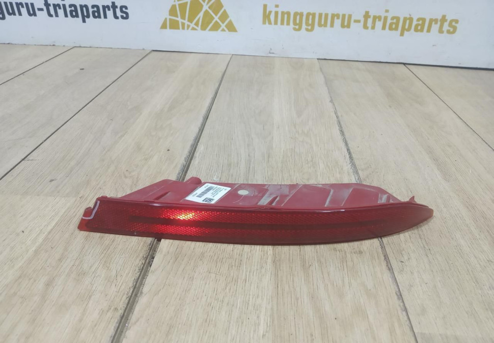 Катафот заднего бампера правый бу BMW X6 G06 OEM 63147442284