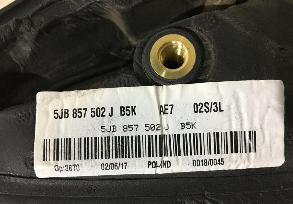 Корпус зеркала правый 6 пин Skoda Rapid рестайлинг OEM 5JB857502J