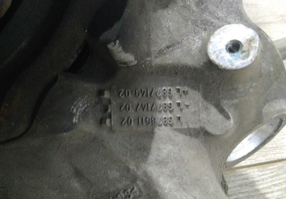 Кулак передний левый бу BMW 3 G20 X-Drive OEM 31216878611 Кулак передний левый бу BMW 3 G20 X-Drive OEM 31216878611