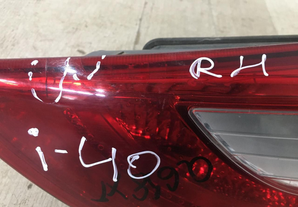 Фонарь задний внутренний правый Hyundai i30 2012-2017 oem 92404A5010