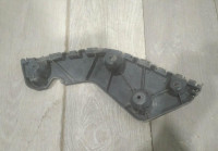 Кронштейн заднего бампера левый бу Renault Duster OEM 622214225R