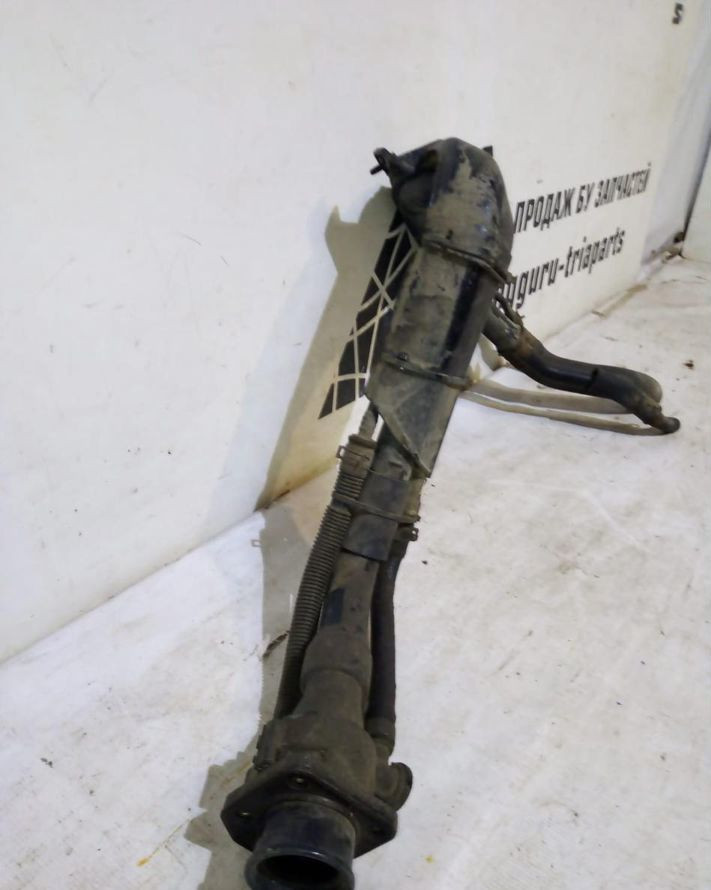 Горловина топливного бака Kia Ceed JD (12-18) oem  31030A2000