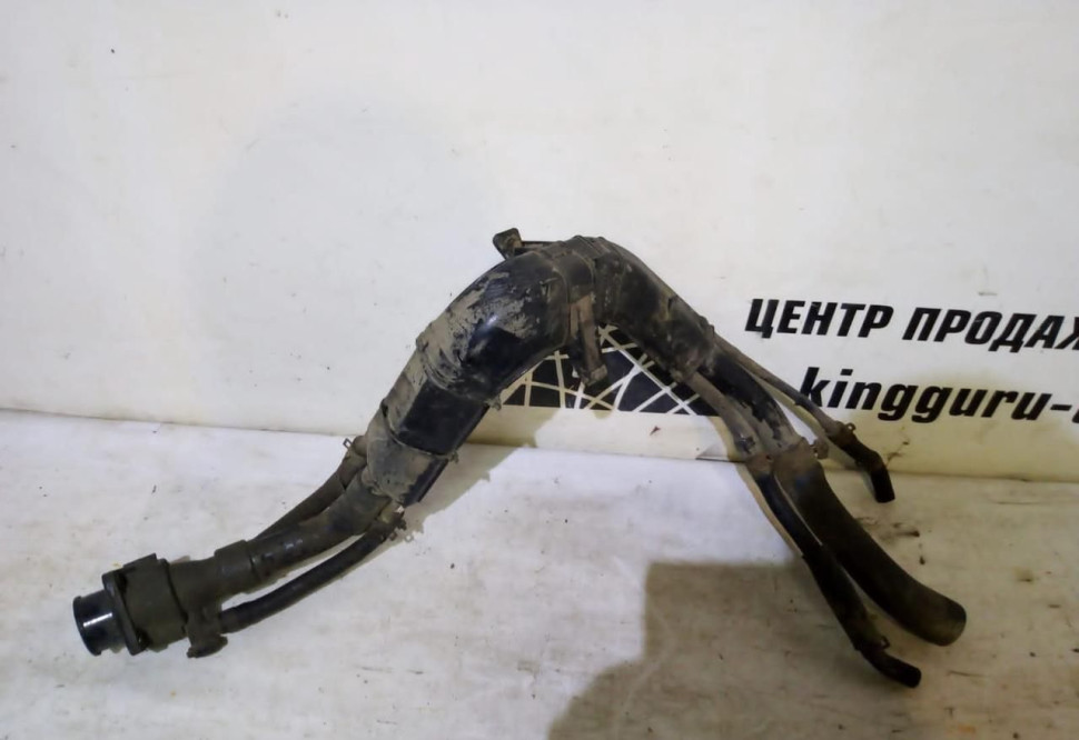 Горловина топливного бака Kia Ceed JD (12-18) oem 31030A2000 Горловина топливного бака Kia Ceed JD (12-18) oem 31030A2000