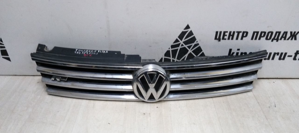 Решетка радиатора Volkswagen Touareg NF oem 7p6853651l Решетка радиатора Volkswagen Touareg NF oem 7p6853651l