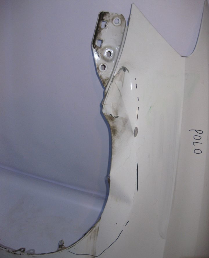 Крыло переднее левое Volkswagen Polo седан oem 6r0821105 (вмятина) (скл-3)