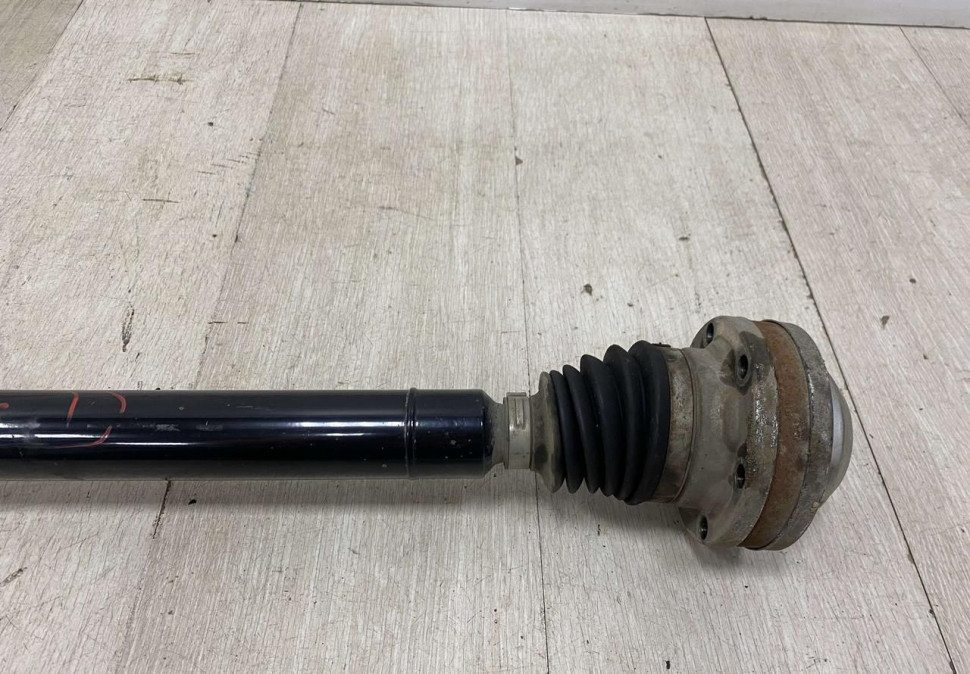 Привод правый бу Skoda Octavia A7 DSG OEM 5Q0407272C Привод правый бу Skoda Octavia A7 DSG OEM 5Q0407272C