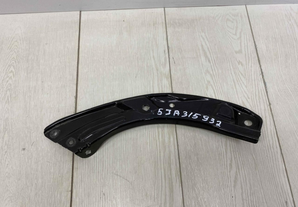 Кронштейн передней панели правый Skoda Rapid OEM 5JA805932A