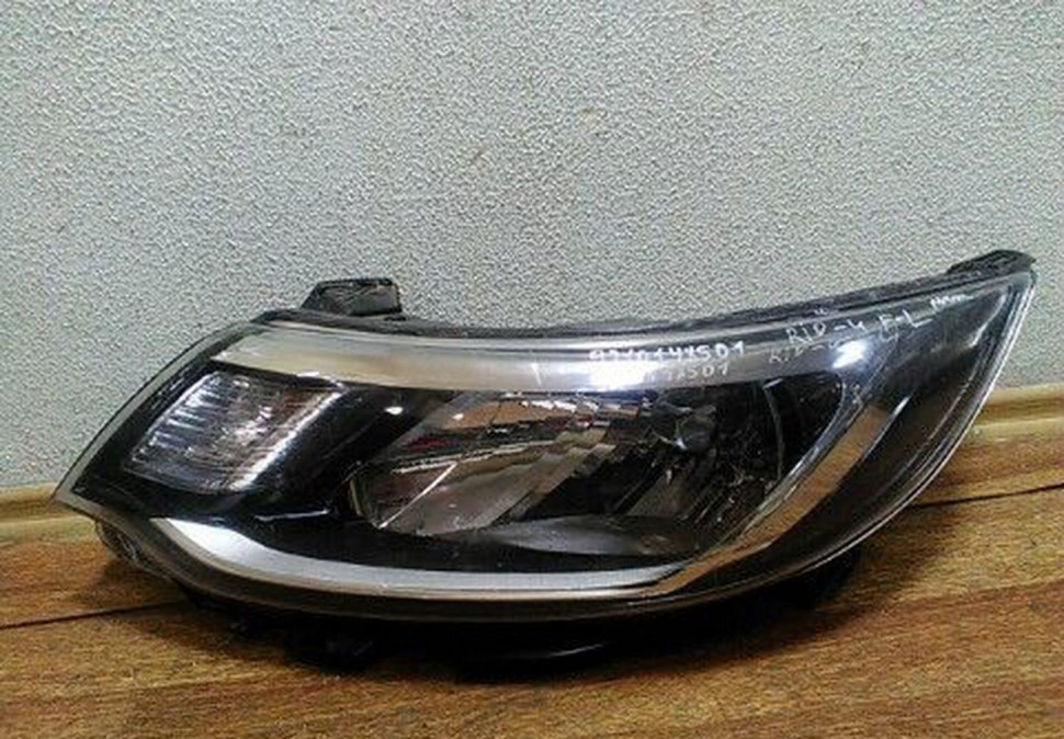 Фара левая Kia Rio 4 рестайл трещина на стекле oem 921014x501