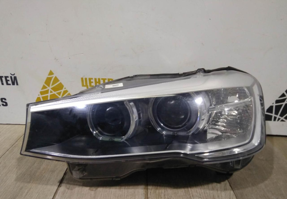 Фара ксенон левая бу BMW X3 F25 рестайлинг OEM 7400017