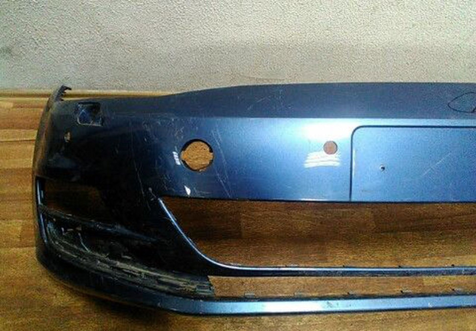 Бампер передний Volkswagen Golf 7 Бампер передний Volkswagen Golf 7