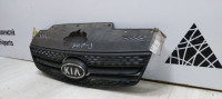 Решетка радиатора Kia Rio 2 дорест 05-09 oem 863611G210  (скл-3)