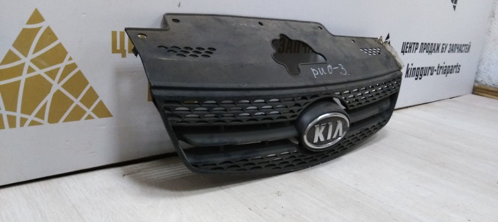 Решетка радиатора Kia Rio 2 дорест 05-09 oem 863611G210 (скл-3) Решетка радиатора Kia Rio 2 дорест 05-09 oem 863611G210 (скл-3)