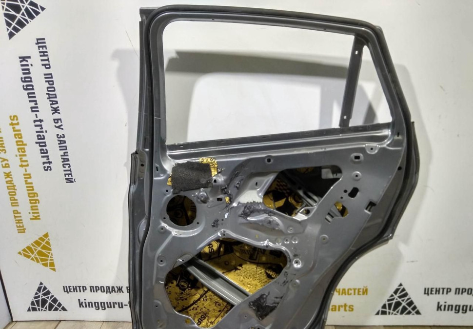 Дверь задняя правая бу BMW X6 F16 OEM 41517386744