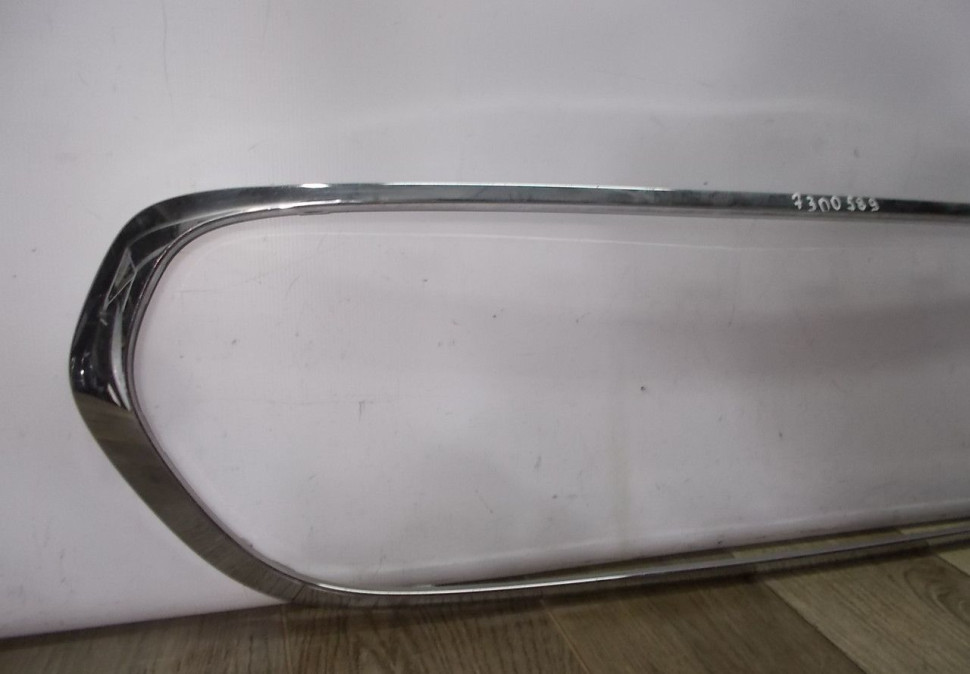 Молдинг решетки радиатора бу Mini Cooper F55 OEM 7300589