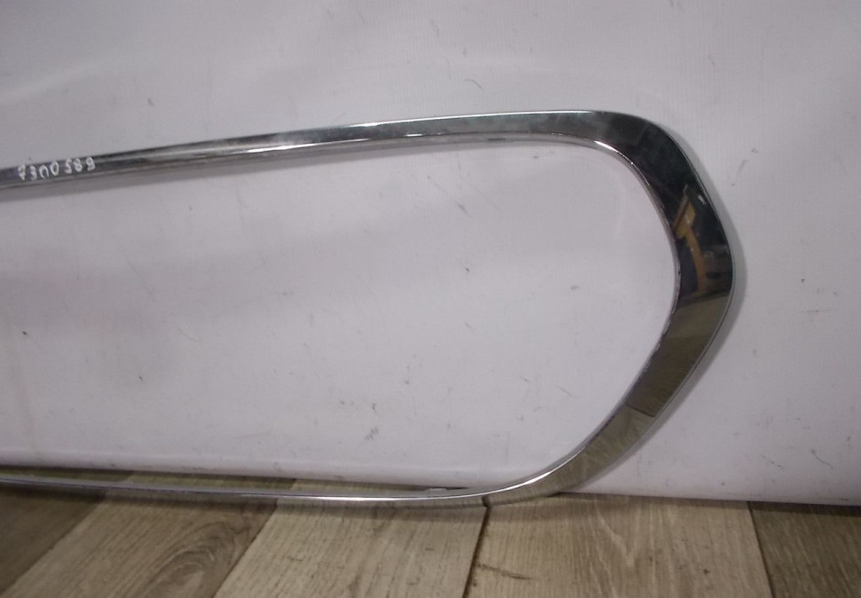 Молдинг решетки радиатора бу Mini Cooper F55 OEM 7300589