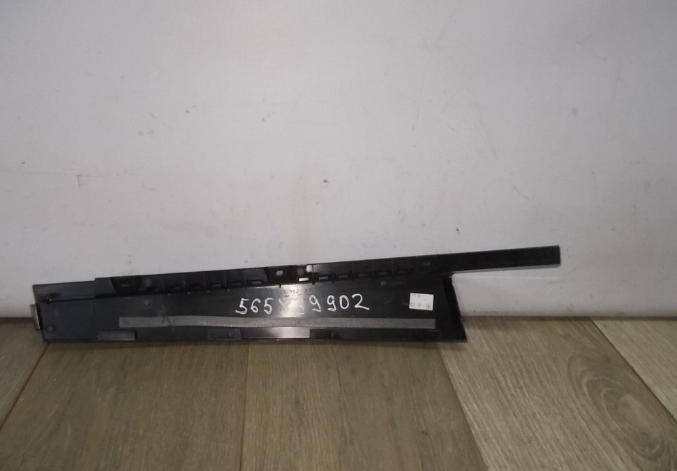 Накладка задней правой двери бу Skoda Kodiaq OEM 565839902