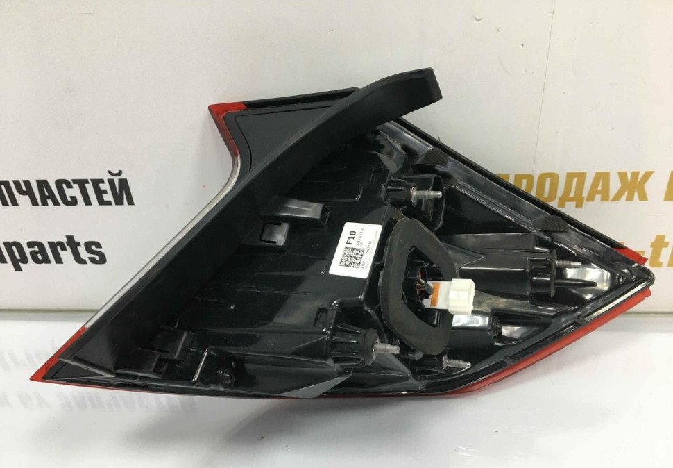 Фонарь левый внешний Hyundai Sonata 8 2019 OEM 92401L1100