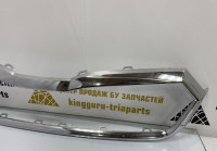 Молдинг решетки радиатора Skoda Octavia A8 OEM 5E3853761