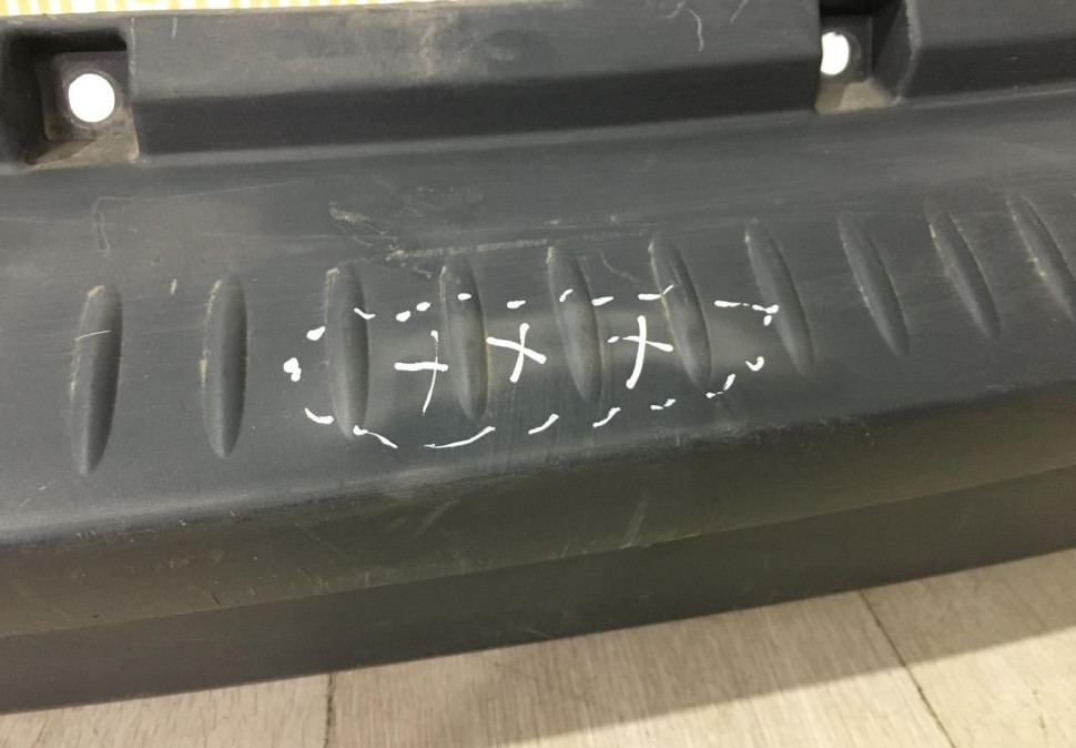 Бампер задний Lada Largus Cross (12-21) oem 8450009827 (скл-3) Бампер задний Lada Largus Cross (12-21) oem 8450009827 (скл-3)