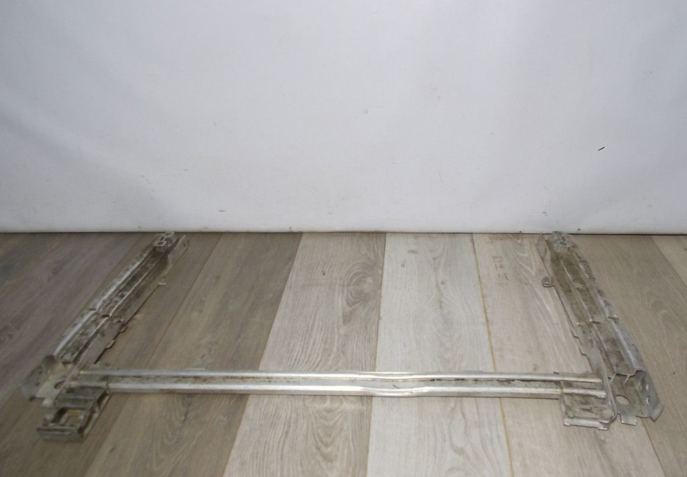 Поперечина передняя нижняя бу BMW 2 F45 OEM 51117301605 Поперечина передняя нижняя бу BMW 2 F45 OEM 51117301605