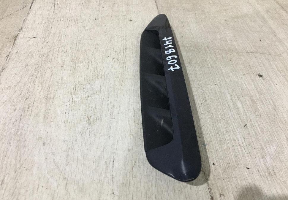 Накладка крыла передняя левая BMW X3 G01 OEM 7418607