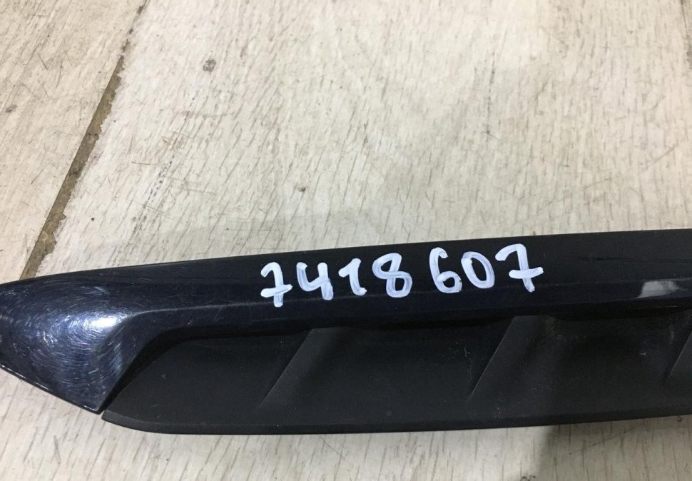 Накладка крыла передняя левая BMW X3 G01 OEM 7418607