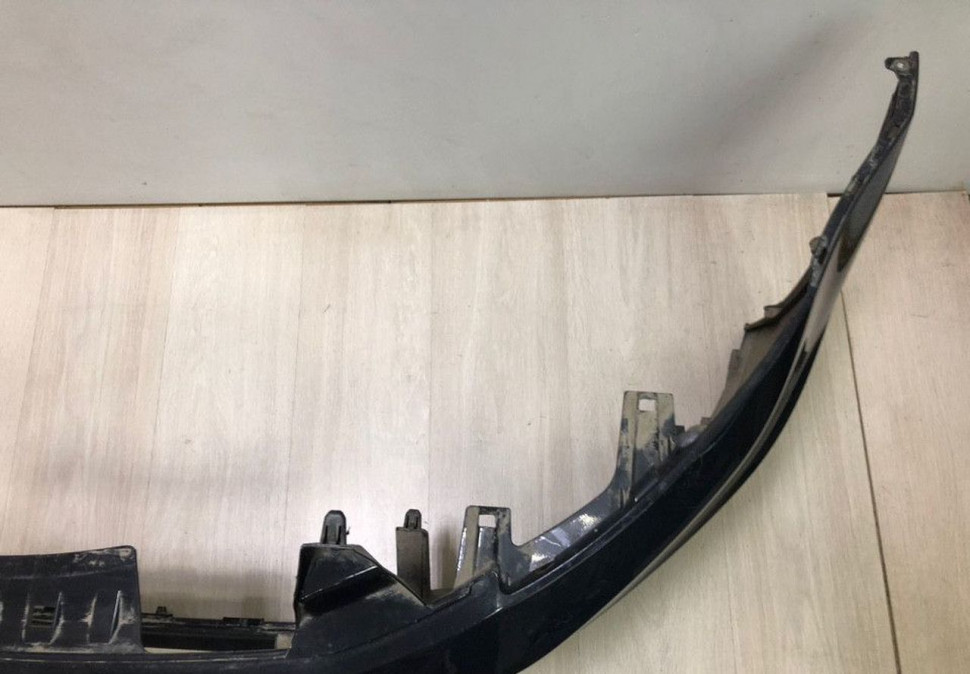 Бампер передний Volkswagen Polo седан рест oem 6RU807221A (мал.деф) Бампер передний Volkswagen Polo седан рест oem 6RU807221A (мал.деф)