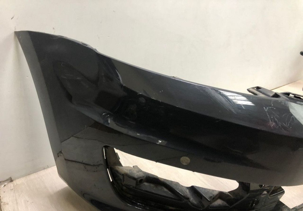Бампер передний Volkswagen Polo седан рест oem 6RU807221A (мал.деф) Бампер передний Volkswagen Polo седан рест oem 6RU807221A (мал.деф)