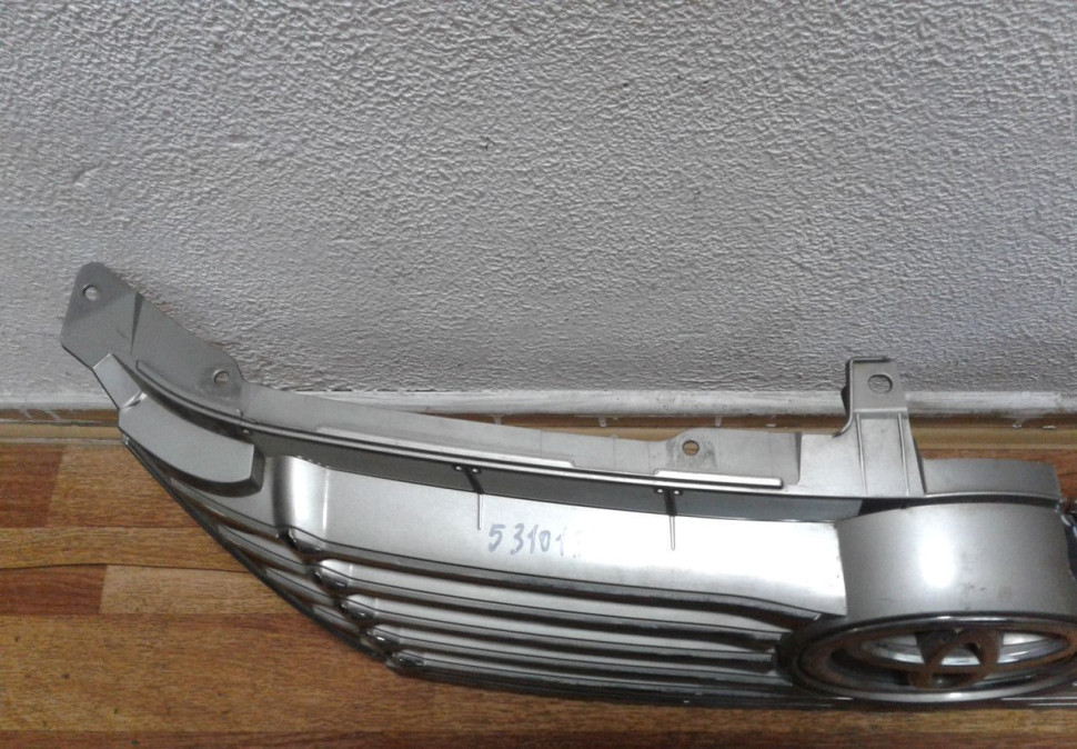 Решетка радиатора Toyota Camry V50 (11>) (трещ. слом. крепление) oem 5310133370 (скл-3) Решетка радиатора Toyota Camry V50 (11>) (трещ. слом. крепление) oem 5310133370 (скл-3)