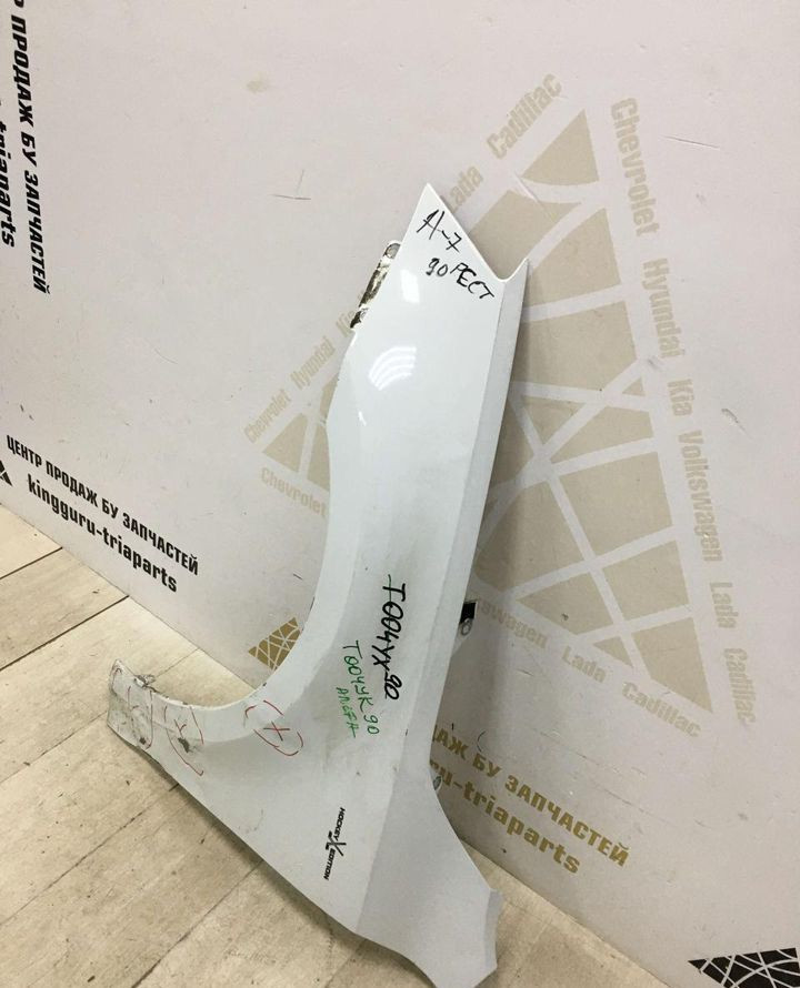 Крыло переднее левое Skoda Octavia A7 OEM 5E0821105A