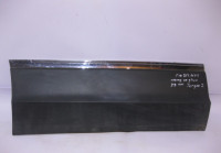 Молдинг двери задний правый Volkswagen Tiguan 2 (слом. 2 крепл.) oem 5na854950n (скл-3)