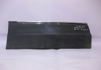 Молдинг двери задний правый Volkswagen Tiguan 2 (слом. 2 крепл.) oem 5na854950n (скл-3)