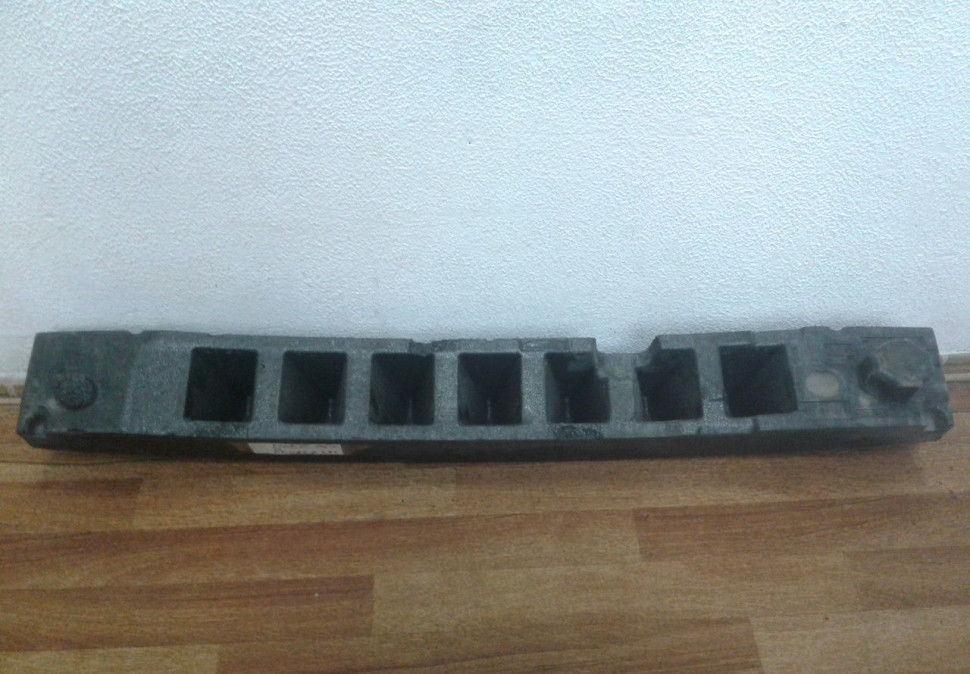 Абсорбер заднего бампера Volkswagen Polo oem 6ru857251 (слом. часть)