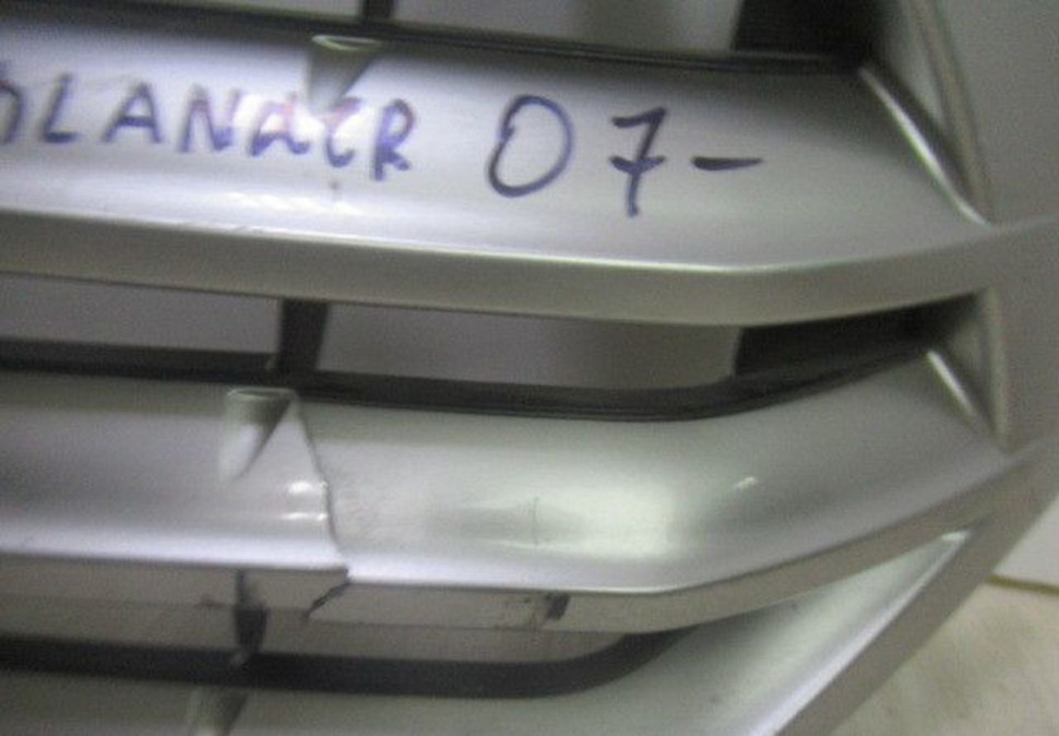 Решетка радиатора Toyota Highlander 2 oem 5311148110 (Скл-3) Решетка радиатора Toyota Highlander 2 oem 5311148110 (Скл-3)