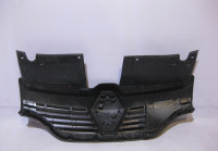Решетка радиатора Renault Logan 2 oem 623107605 (скл-3)