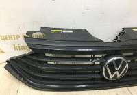 Решетка радиатора Volkswagen Polo 6 2020 oem 6N5853653